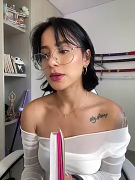 Ale Lewis online show from 12-02-24, 08:00