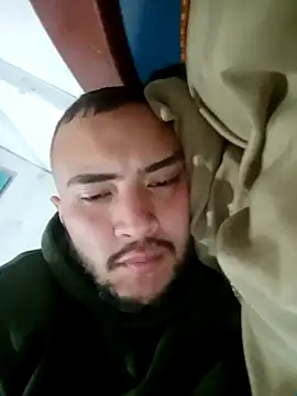 Stiven088 online show from 12-05-25, 02:47