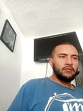 Stiven088 online show from 12-15-25, 03:49