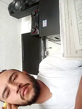 Stiven088 online show from 12-22-25, 05:32