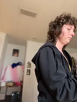 mossy kiss online show from 03-08-26, 04:44