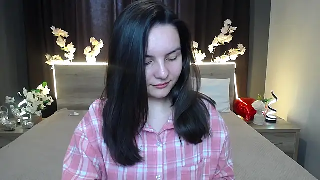 Snapshot of JasmineAsha chatting on 04-15-26, 07:26 JasmineAsha online show from 04-15-26, 07:26