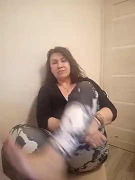 ROXOLANAA SEXY online show from 04-29-26, 05:30