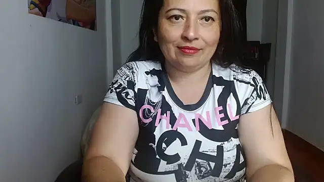 Victoriaevans1 online show from 05-04-26, 05:31