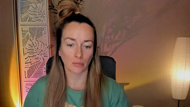 RebeccaMartinez online show from 02-14-26, 06:43