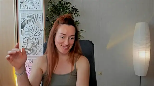 Snapshot of RebeccaMartinez chatting on 04-07-26, 06:47 RebeccaMartinez online show from 04-07-26, 06:47
