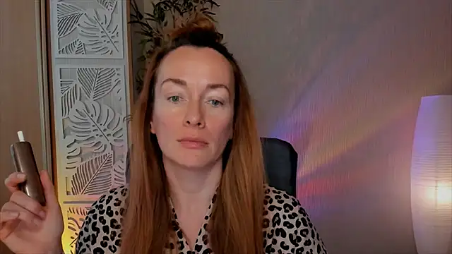 Snapshot of RebeccaMartinez chatting on 04-30-26, 10:21 RebeccaMartinez online show from 04-30-26, 10:21