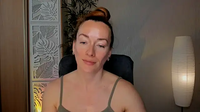 Snapshot of RebeccaMartinez chatting on 05-11-26, 05:46 RebeccaMartinez online show from 05-11-26, 05:46