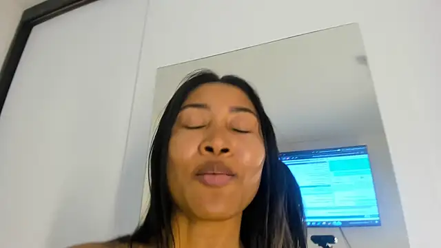 rachel evansxx online show from 02-02-25, 09:02