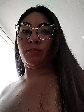 Snapshot of katha_steele_ chatting on 12-12-24, 03:05 katha steele online show from 12-12-24, 03:05