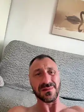 Snapshot of alejandrobg@xh chatting on 02-15-25, 01:27 alejandrobgxh online show from 02-15-25, 01:27