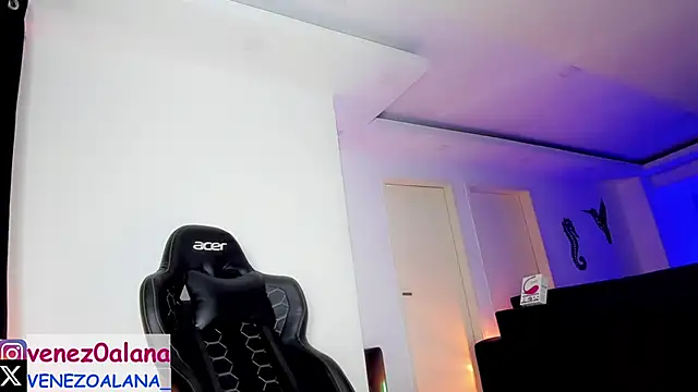 venezoalana  online show from 02-07-25, 09:58