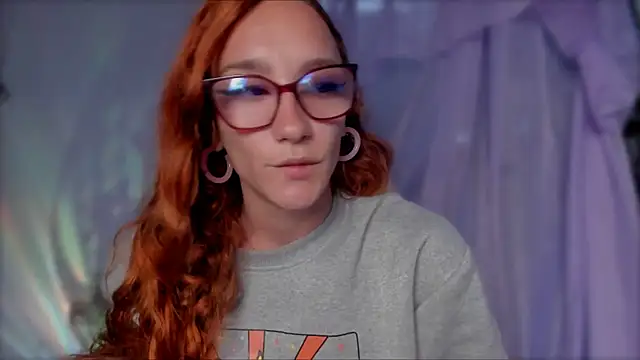 Snapshot of _lh_ chatting on 12-18-24, 11:02 lh online show from 12-18-24, 11:02