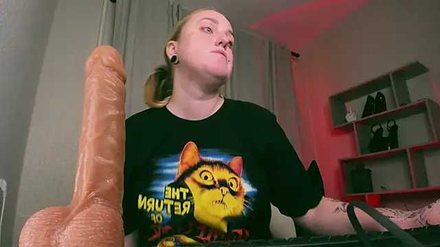 Frau  Lilith online show from 01-23-25, 11:37