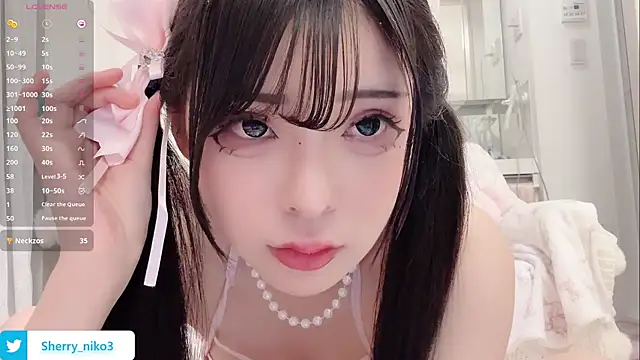 Snapshot of Sherry_niko chatting on 11-27-25, 03:47 Sherry niko online show from 11-27-25, 03:47