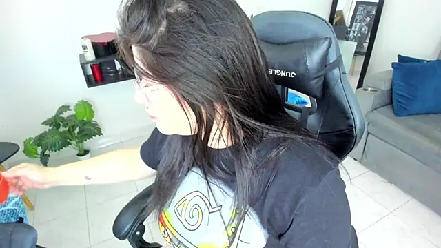 BellaFlaming online show from 09-22-25, 11:34