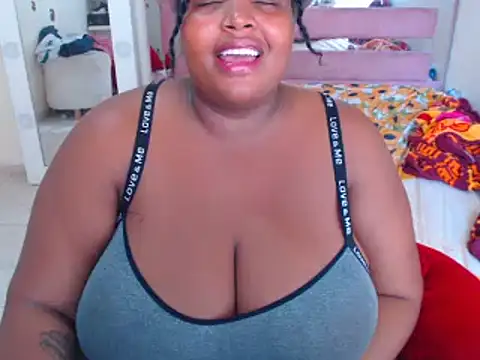 Snapshot of chocolatehot04 chatting on 02-08-25, 06:55 chocolatehot04 online show from 02-08-25, 06:55