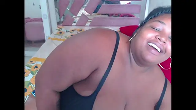 Snapshot of chocolatehot04 chatting on 02-20-25, 02:24 chocolatehot04 online show from 02-20-25, 02:24