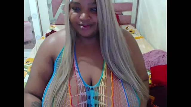Snapshot of chocolatehot04 chatting on 02-23-25, 05:34 chocolatehot04 online show from 02-23-25, 05:34