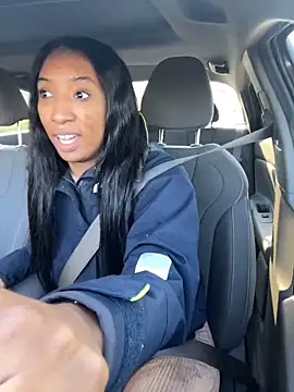 Snapshot of Iceblanca chatting on 11-01-25, 01:24 Iceblanca online show from 11-01-25, 01:24