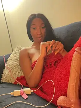 Snapshot of Iceblanca chatting on 11-02-25, 01:30 Iceblanca online show from 11-02-25, 01:30