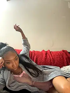 Snapshot of Iceblanca chatting on 11-08-25, 02:45 Iceblanca online show from 11-08-25, 02:45