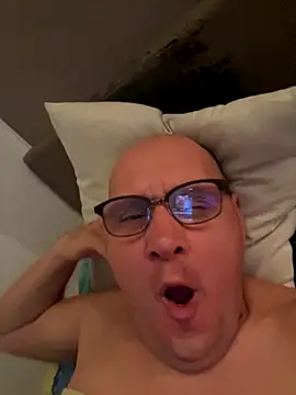 Snapshot of vanjbi45 chatting on 09-25-25, 06:06 vanjbi45 online show from 09-25-25, 06:06