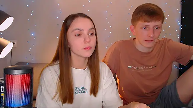 juliaanddima online show from 12-15-24, 08:47