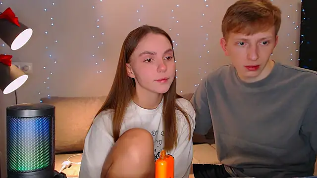 juliaanddima online show from 12-20-24, 09:50