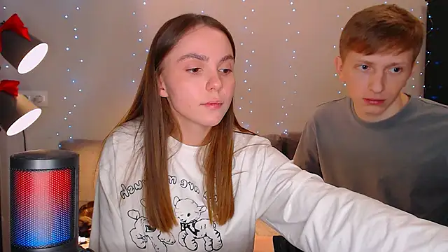 juliaanddima online show from 12-21-24, 12:53