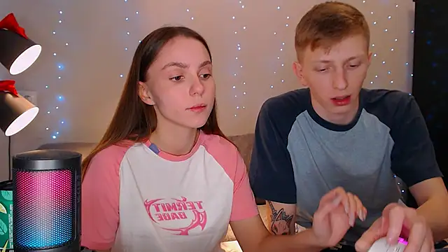 juliaanddima online show from 01-07-25, 09:46