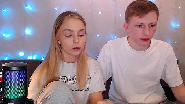 juliaanddima online show from 09-24-25, 10:24