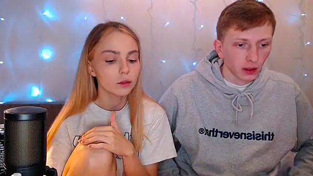 juliaanddima online show from 09-25-25, 10:13