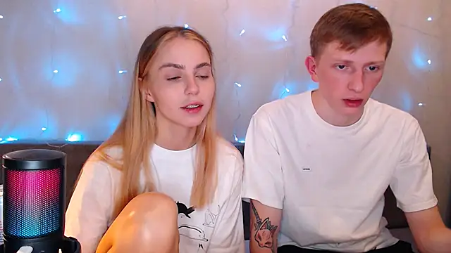 juliaanddima online show from 10-04-25, 09:24