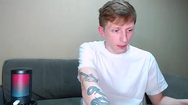 juliaanddima online show from 02-22-26, 10:30