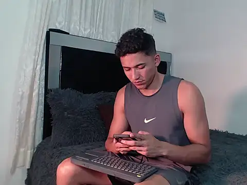 angel sensual95 online show from 09-26-25, 02:37