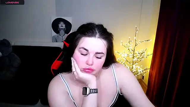 Emily Mo online show from 01-30-25, 09:36