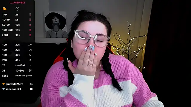 Emily Mo online show from 02-12-25, 09:52