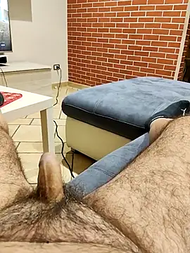 orsettoCum online show from 11-04-25, 04:39