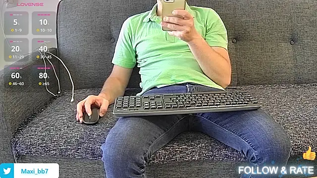 Snapshot of ydk__7 chatting on 06-14-26, 01:35 ydk 7 online show from 06-14-26, 01:35
