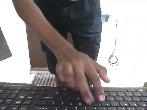 divi5555 online show from 12-04-25, 04:59