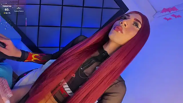 Snapshot of GeorginaCute_ chatting on 10-22-25, 12:05 GeorginaCute online show from 10-22-25, 12:05