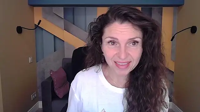 EllaLong online show from 09-30-25, 11:37