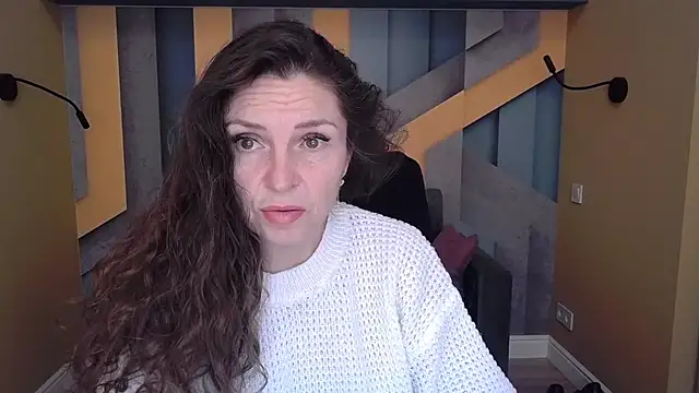 EllaLong online show from 10-21-25, 11:33