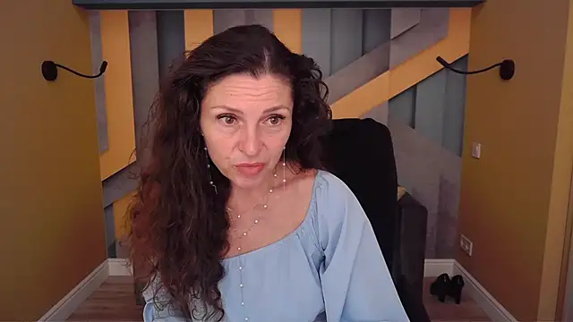 EllaLong online show from 06-05-26, 11:49