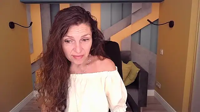 EllaLong online show from 06-19-26, 11:36