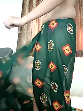  surbhi  online show from 10-09-25, 04:43