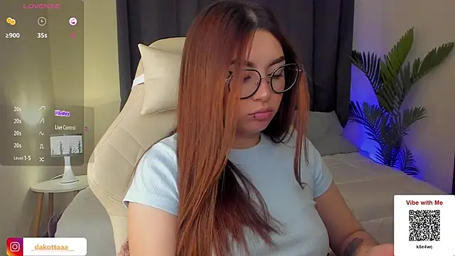 Snapshot of dakottaa_ chatting on 02-18-25, 11:08 dakottaa online show from 02-18-25, 11:08