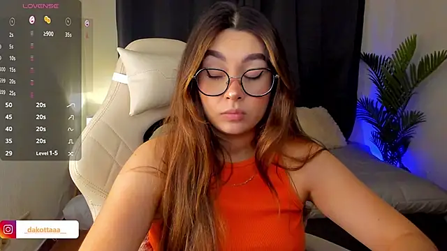 Snapshot of dakottaa_ chatting on 09-15-25, 11:27 dakottaa online show from 09-15-25, 11:27