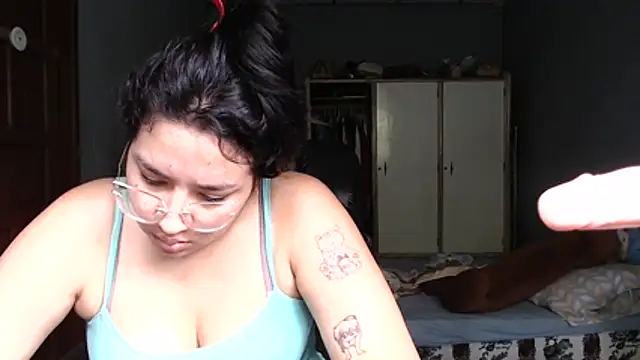 DanelyLopez online show from 05-15-26, 07:43